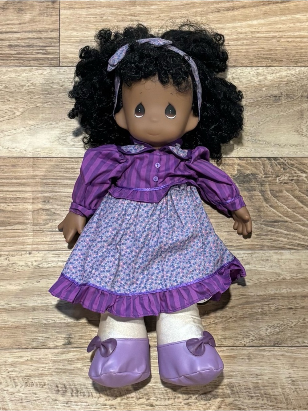 Precious Moments Doll Collection - African American Viola (#1062) Doll With Tag